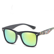 Load image into Gallery viewer, Fashion Square Sunglasses