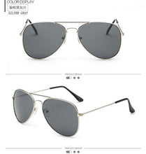 Load image into Gallery viewer, Metal Frame Pilot Sunglasses